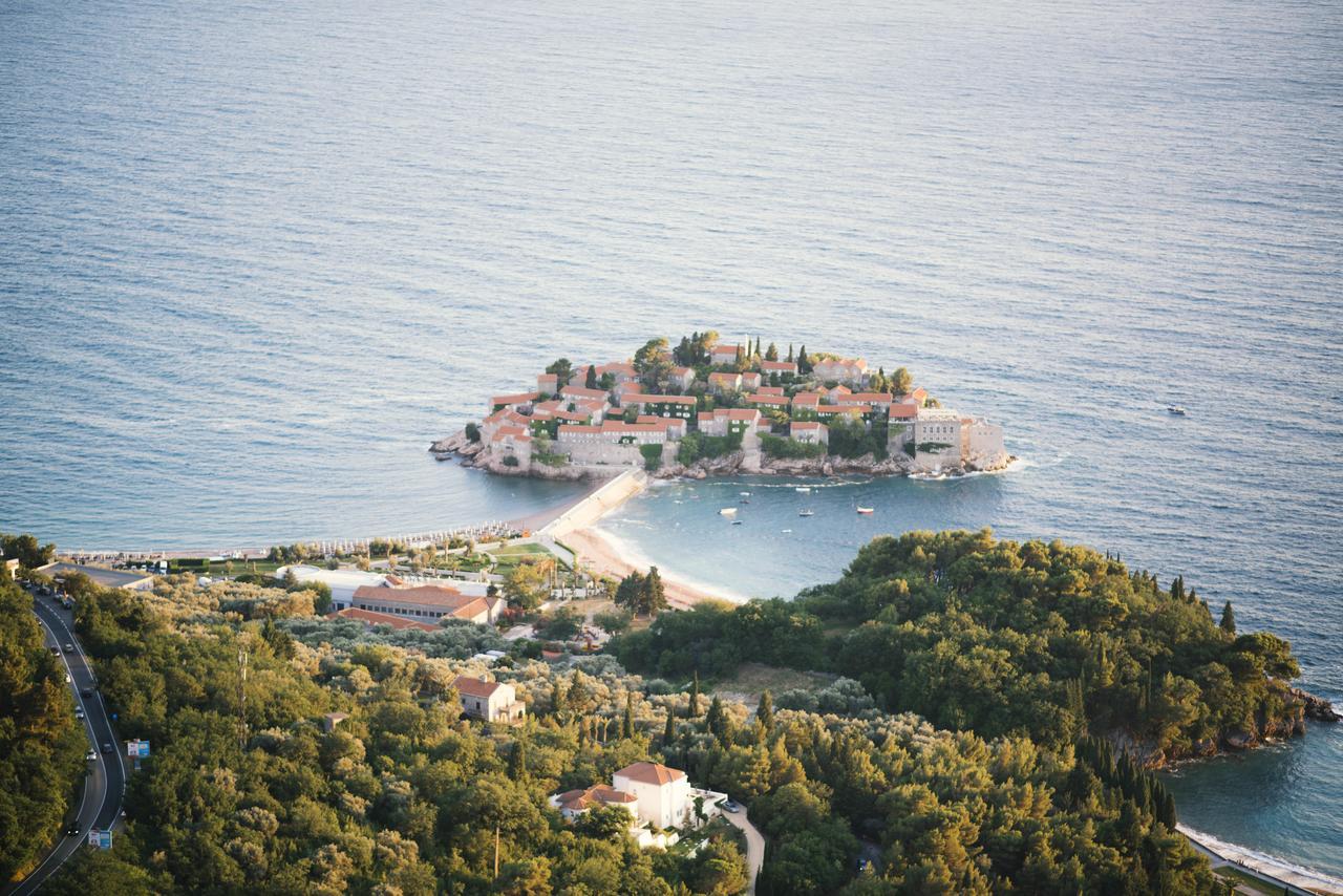 Porodicni Leilighet Sveti Stefan Eksteriør bilde